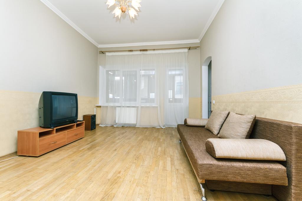 Apartment On Khreshchatyk Kyiv Exterior photo